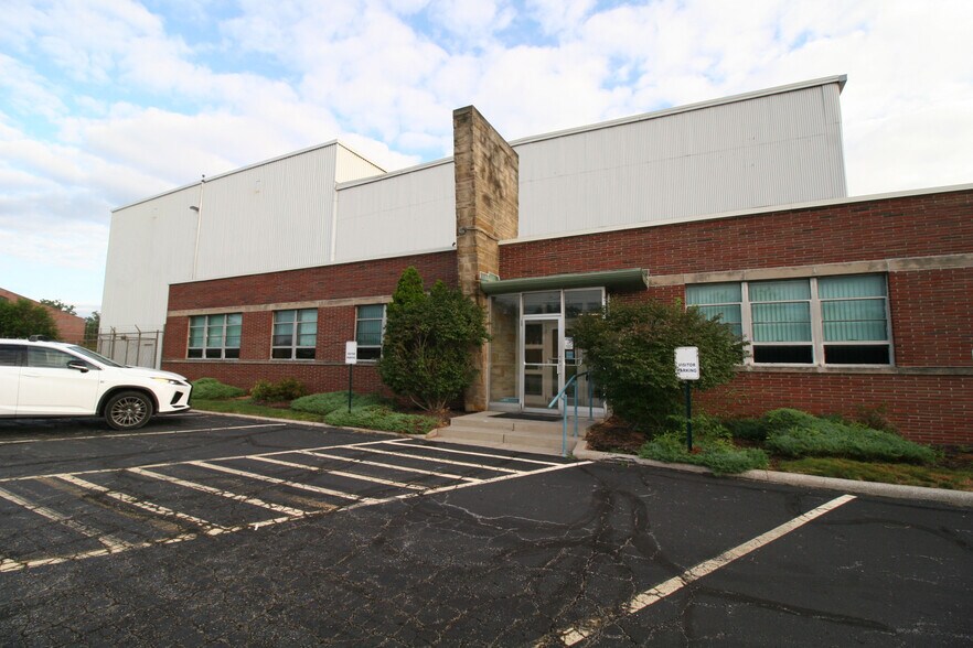 More Photos Of 4929 New Haven Ave, Fort Wayne Manufacturing For Sale