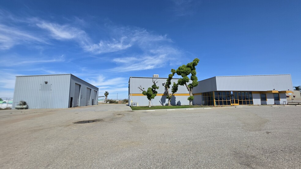 More Photos Of 4608 Saco Rd, Bakersfield Industrial For Lease