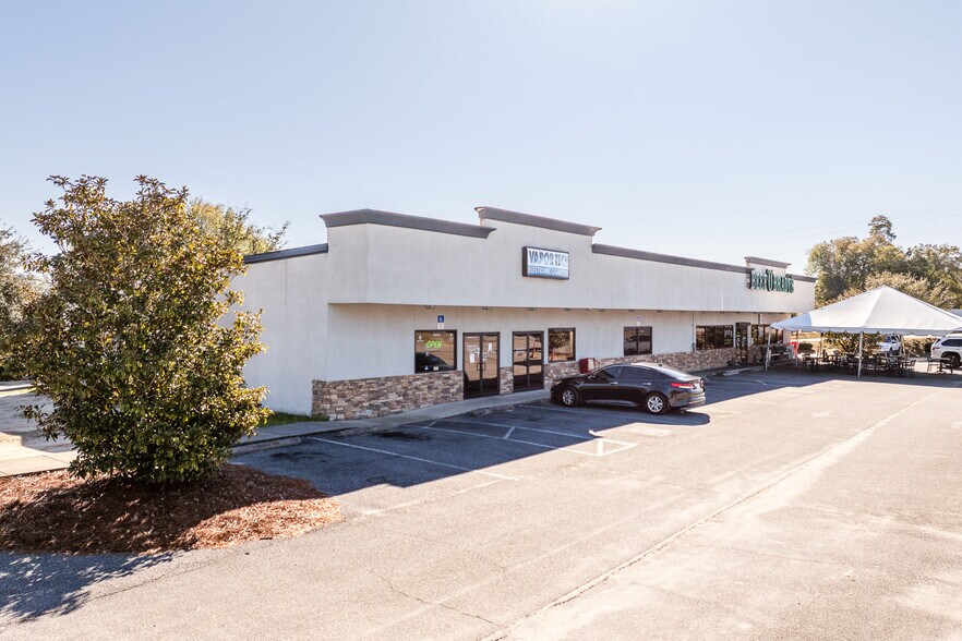 More Photos Of 4944 Malloy Plz, Marianna Freestanding For Sale