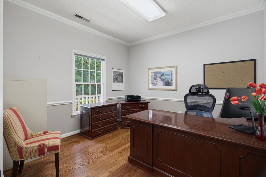 More Photos Of 701 W Main St, Jamestown Office For Sale