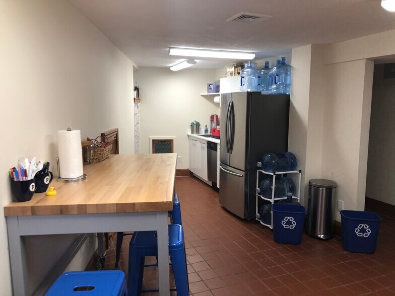 More Photos Of 171 Third St, Cambridge Office For Lease