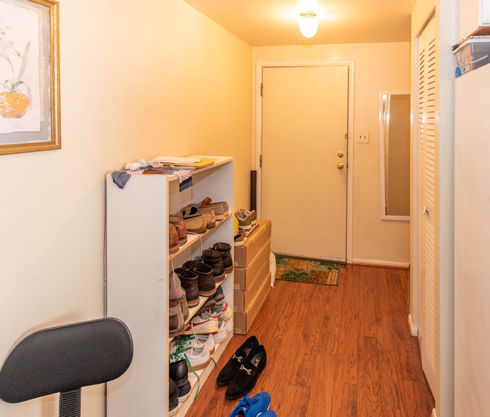 More Photos Of 401-405 S High St, Baltimore Storefront Retail Residential For Sale