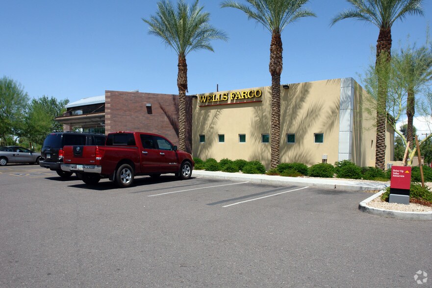 More Photos Of 5707 W Northern Ave, Glendale Unknown For Lease