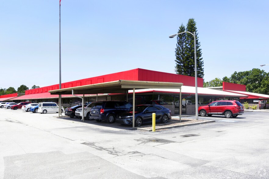 More Photos Of 5008 W Linebaugh Ave, Tampa Flex For Lease