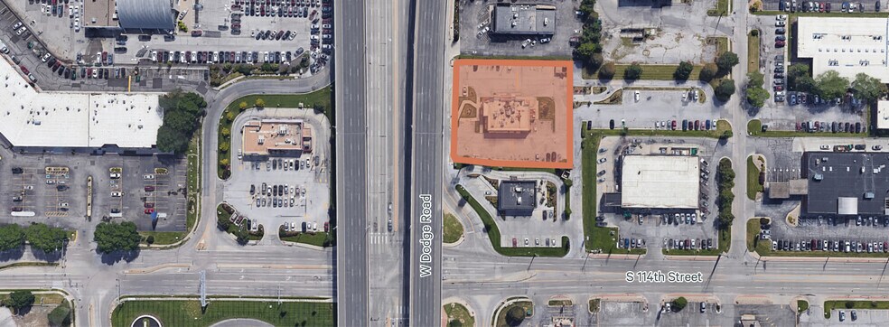 More Photos Of 11325 W Dodge Rd, Omaha Fast Food For Lease