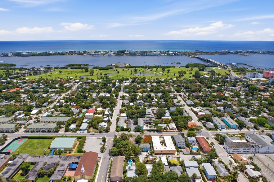 More Photos Of 320 N Federal Hwy, Lake Worth Hotel For Sale