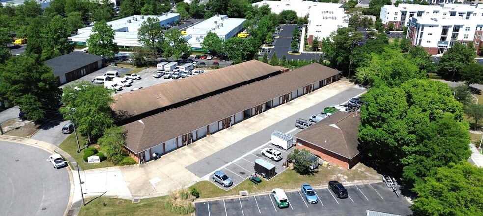 More Photos Of 350-352 Cleveland Pl, Virginia Beach Light Manufacturing For Lease