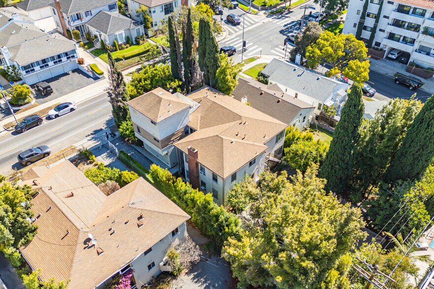 More Photos Of 1541-1547 Veteran Ave, Los Angeles Apartments For Sale