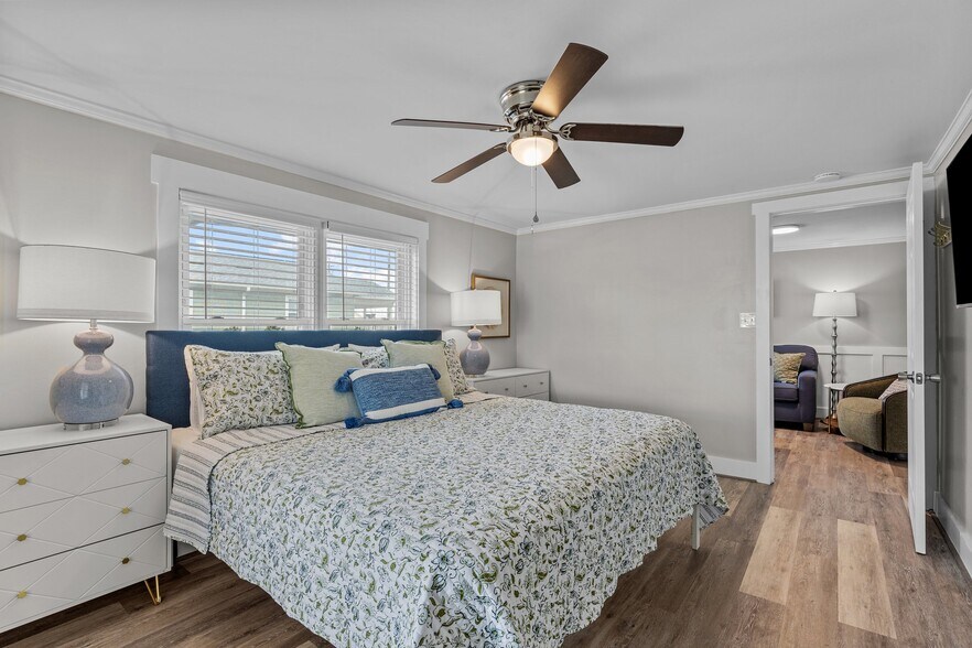 More Photos Of 119 W Bogue Blvd, Atlantic Beach Apartments For Sale