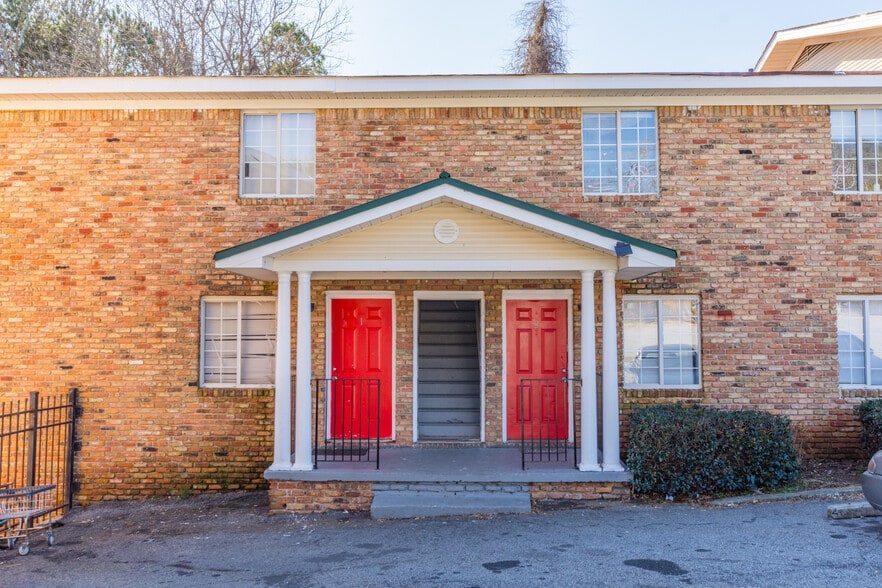 More Photos Of 2060 Alison Ct SW, Atlanta Apartments For Sale