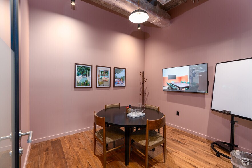 More Photos Of 2916 N Miami Ave, Miami Office For Lease