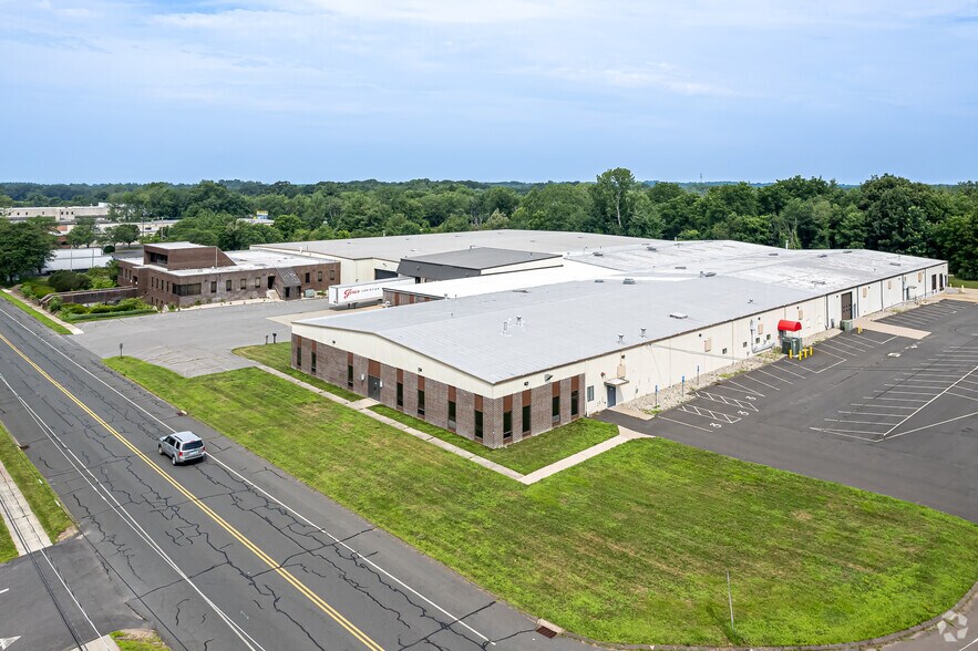 More Photos Of 215 Moody Rd, Enfield Manufacturing For Lease
