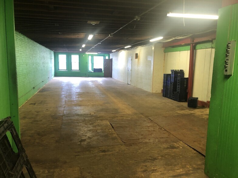 More Photos Of 185 Grant St, Buffalo Self Storage For Sale