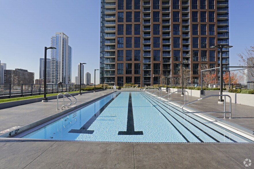 More Photos Of 637-643 N Wells St, Chicago Apartments For Lease