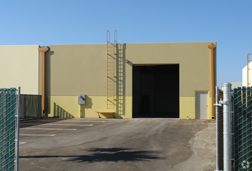 More Photos Of 2361 A St, Santa Maria Warehouse For Sale