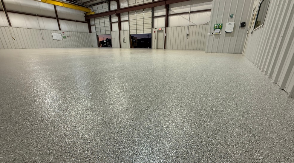 More Photos Of 11424 W County Road 35, Midland Warehouse For Lease