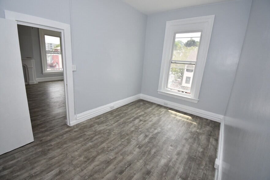 More Photos Of 701 Northampton St, Easton General Retail For Sale