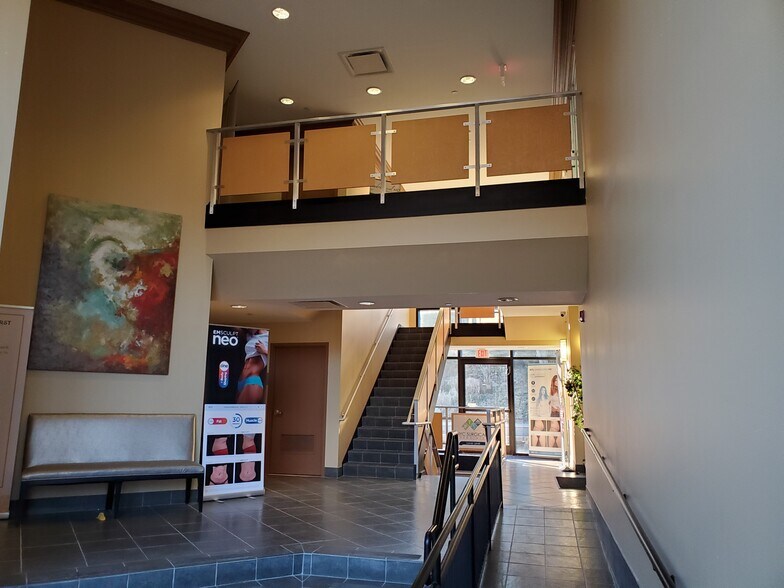 More Photos Of 150 S Pearl St, Pearl River Medical For Sale