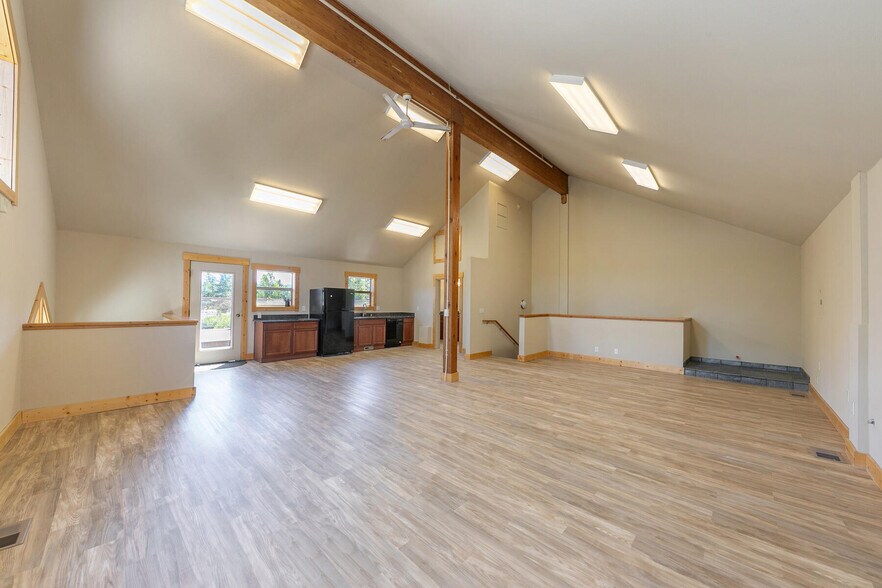 More Photos Of 12315 Deerfield Dr, Truckee Office Residential For Sale