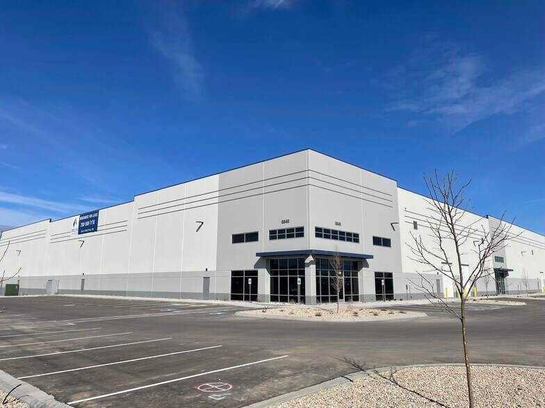 More Photos Of 8840 Birch Ln, Nampa Distribution For Lease