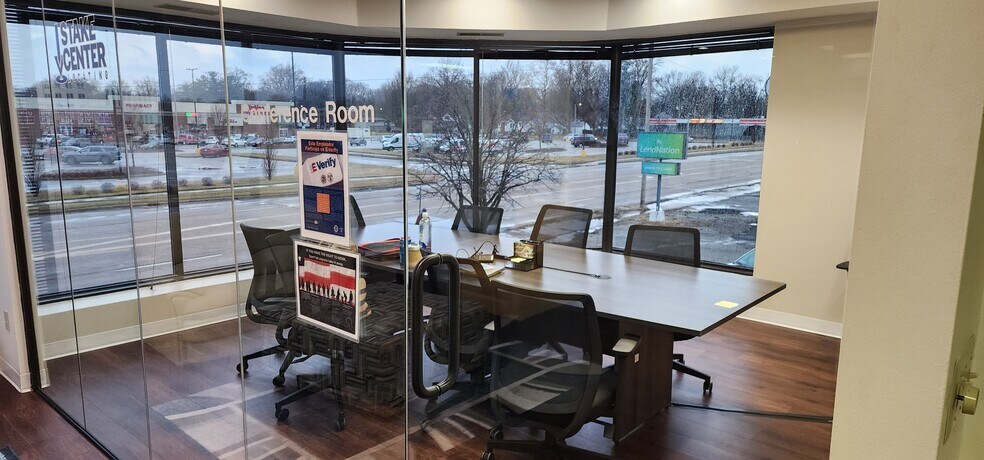 More Photos Of 2144 S Macarthur Blvd, Springfield Office For Lease