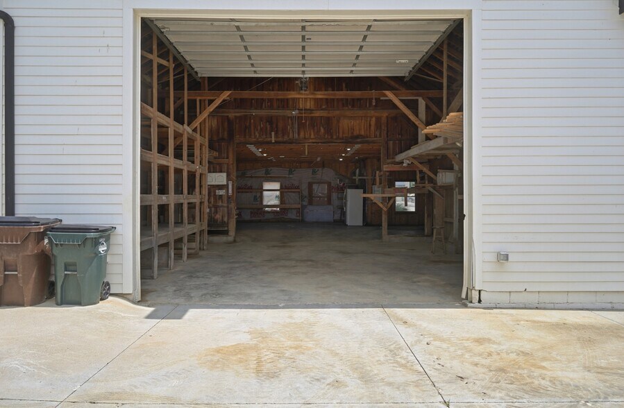 More Photos Of 8177 S Route 48, Maineville Office For Sale