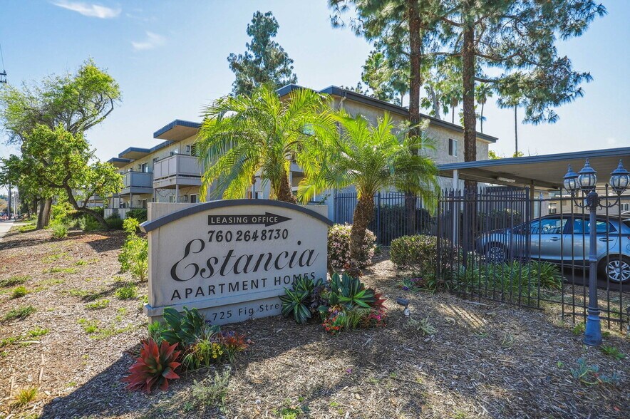 More Photos Of 725 N Fig St, Escondido Apartments For Sale