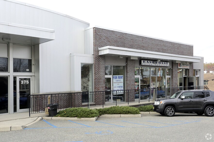More Photos Of 375 Liberty St, Little Ferry Freestanding For Lease
