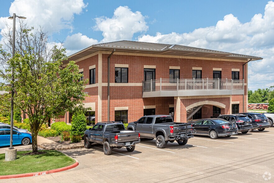 More Photos Of 1803 Phyllis St, Bentonville Unknown For Lease