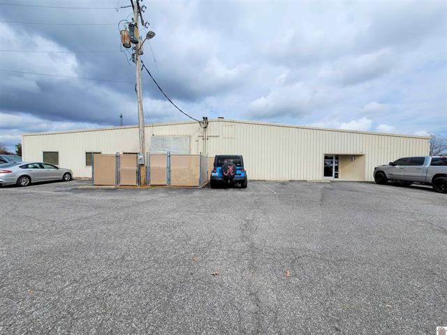 More Photos Of 500 S 17th St, Paducah Warehouse For Lease