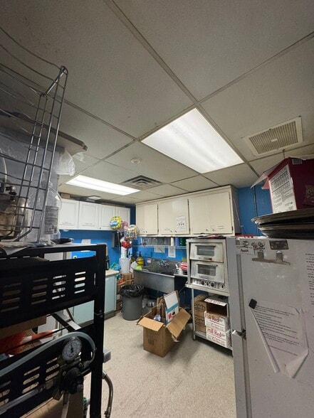 More Photos Of 2400 Sheridan Dr, Tonawanda Amusement Park For Sale