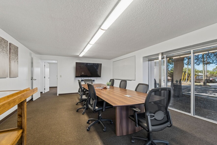 More Photos Of 1453 S Martin Luther King Jr Ave, Clearwater Warehouse For Sale
