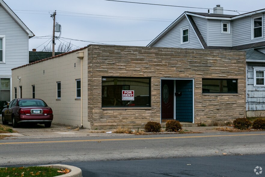 More Photos Of 320 W Adams St, Muncie Office For Lease