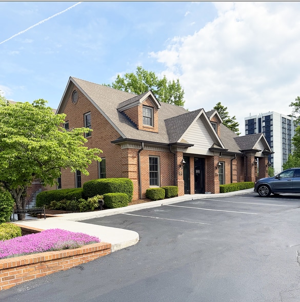 Primary Photo Of 300-304 Montvue Rd, Knoxville Office For Lease