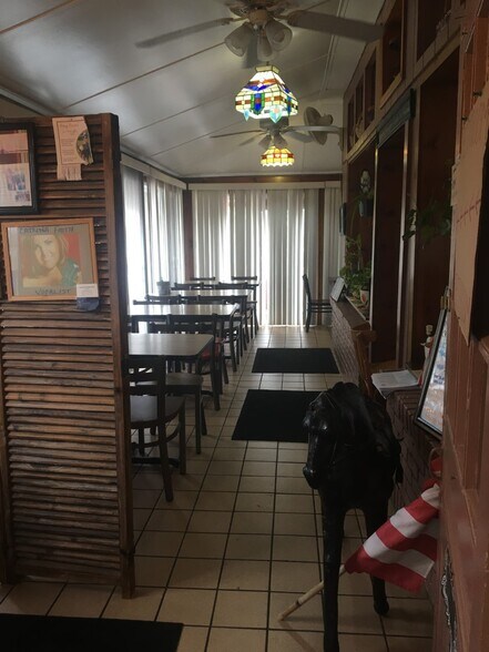 More Photos Of 36 John Ringo Rd, Ringoes Restaurant For Lease