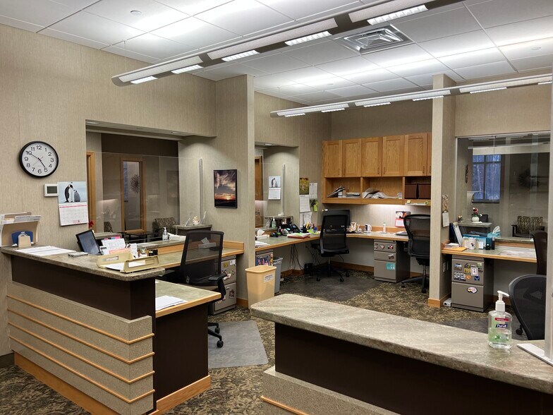 More Photos Of 1250 Mercy Dr, Muskegon Medical For Lease