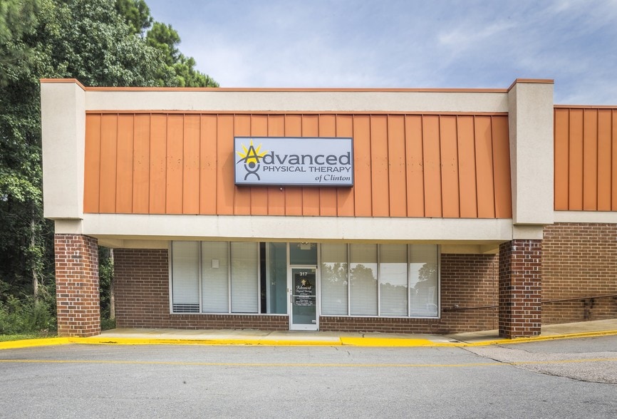 More Photos Of 313 North Blvd, Clinton Unknown For Lease