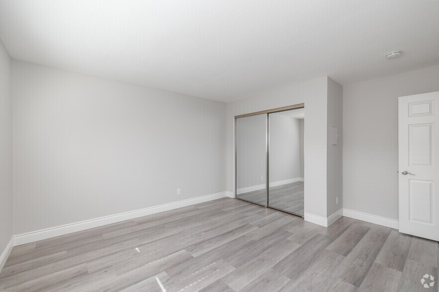 More Photos Of 1628 W 218th St, Torrance Apartments For Sale