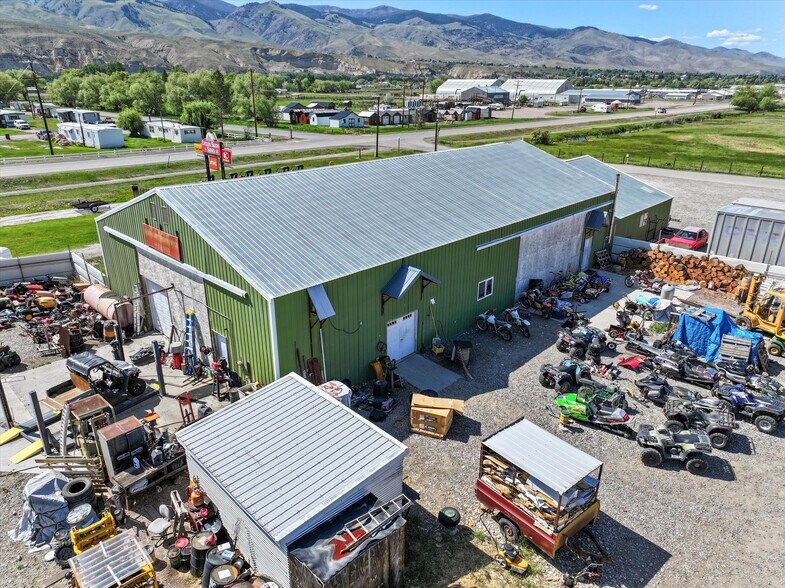 More Photos Of 5 Demick Ln, Salmon Auto Repair For Sale