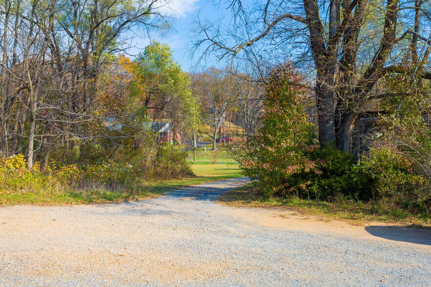 More Photos Of 2094 Stuarts Draft Hwy, Stuarts Draft Land For Sale