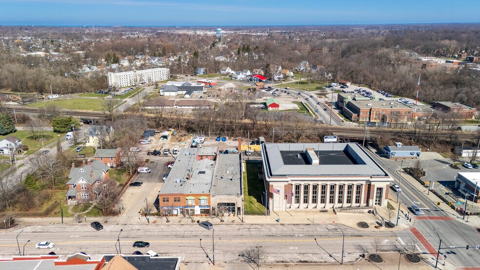 More Photos Of 633 Broad St, Elyria Office Residential For Sale
