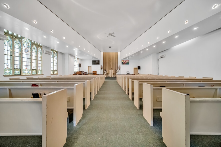 More Photos Of 803 N Wooster Rd, Barberton Religious Facility For Sale