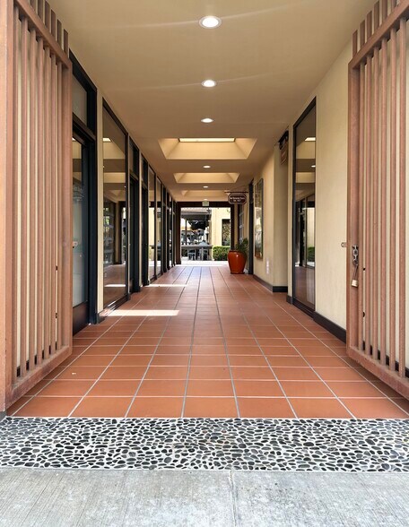 More Photos Of 241 N Maclay Ave, San Fernando Storefront For Lease
