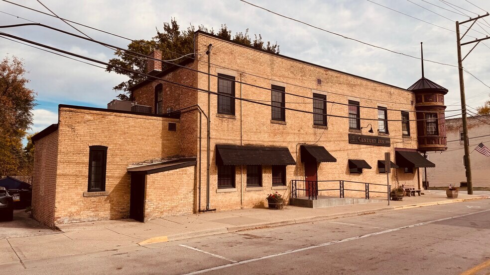 More Photos Of 125 N Main St, Burlington Storefront Retail Residential For Sale
