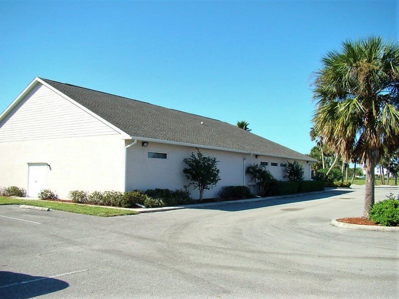 More Photos Of 332 SW 32nd St, Okeechobee Medical For Sale