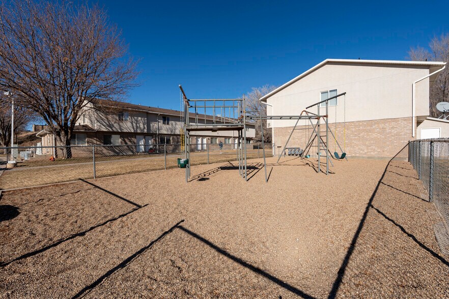 More Photos Of 275-360 S 300 E, Roosevelt Apartments For Sale