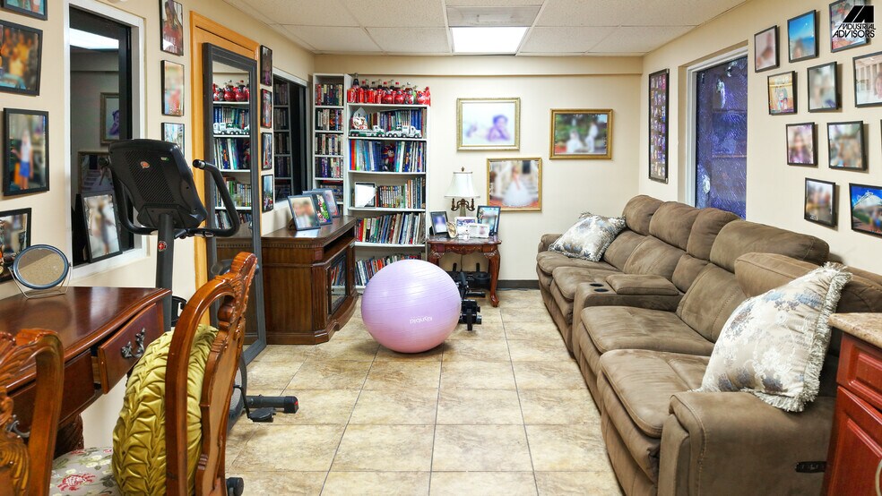 More Photos Of 12350 SW 129th Ct, Miami Manufacturing For Lease