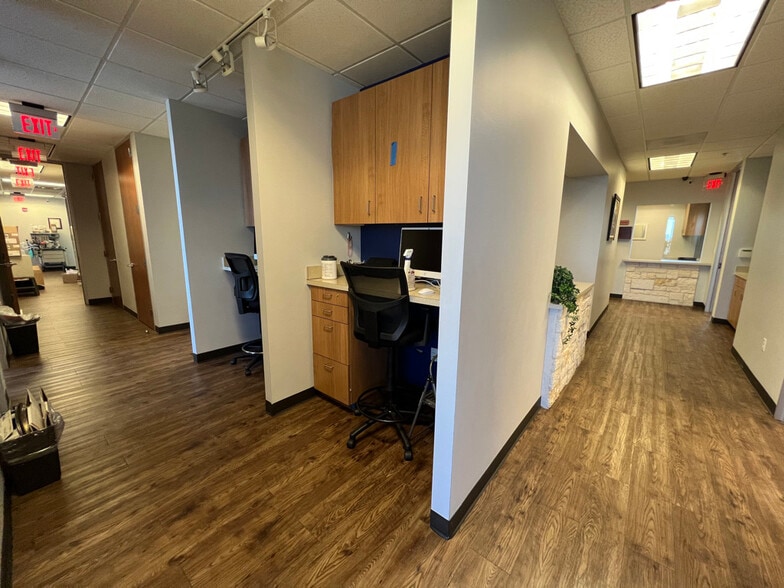 More Photos Of 12319 N Mopac Expy, Austin Medical For Sale