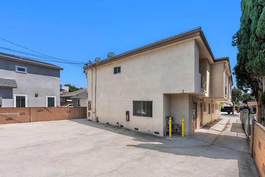 More Photos Of 337 W Acacia Ave, Glendale Apartments For Sale