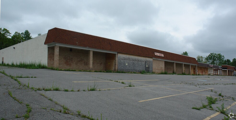 Primary Photo Of 21 County Rte 4, Central Square Storefront For Lease